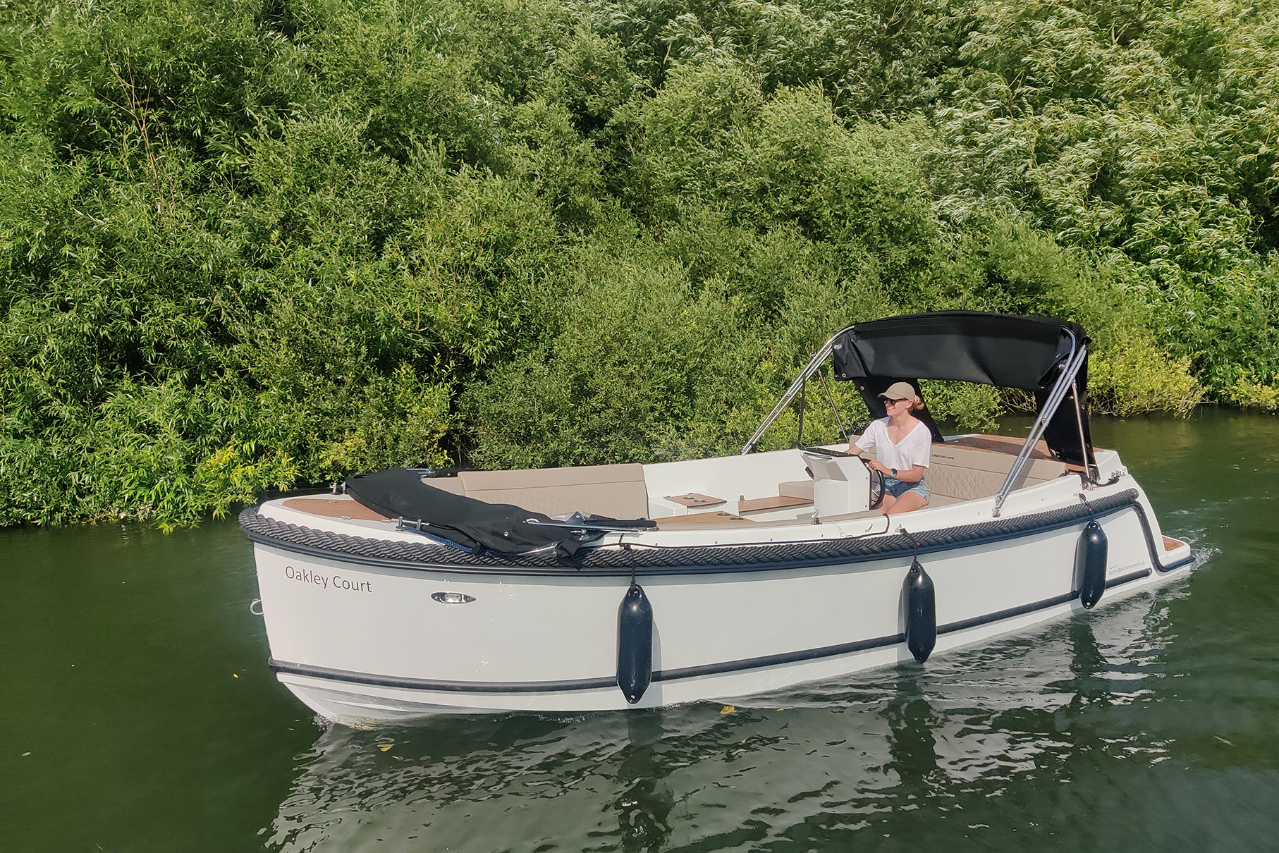 Boating at Dapdune Boat Hire